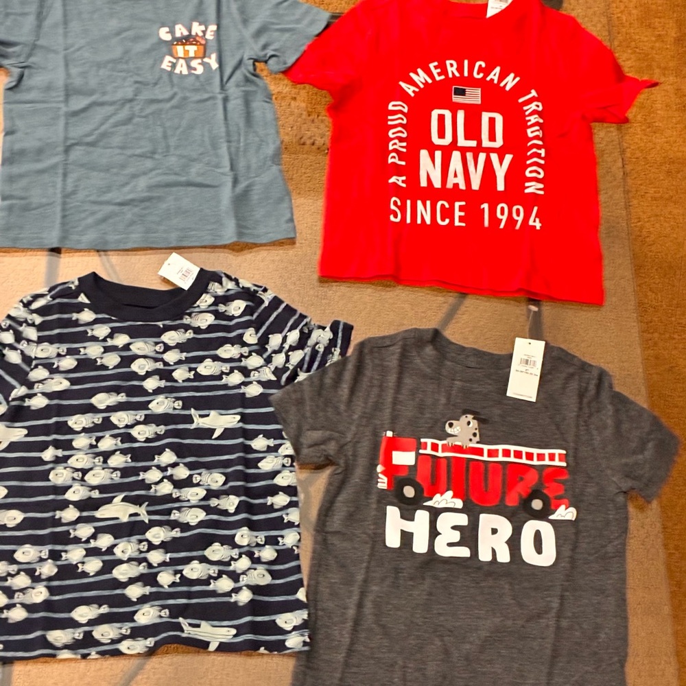 NWT Old Navy Tee’s 2T